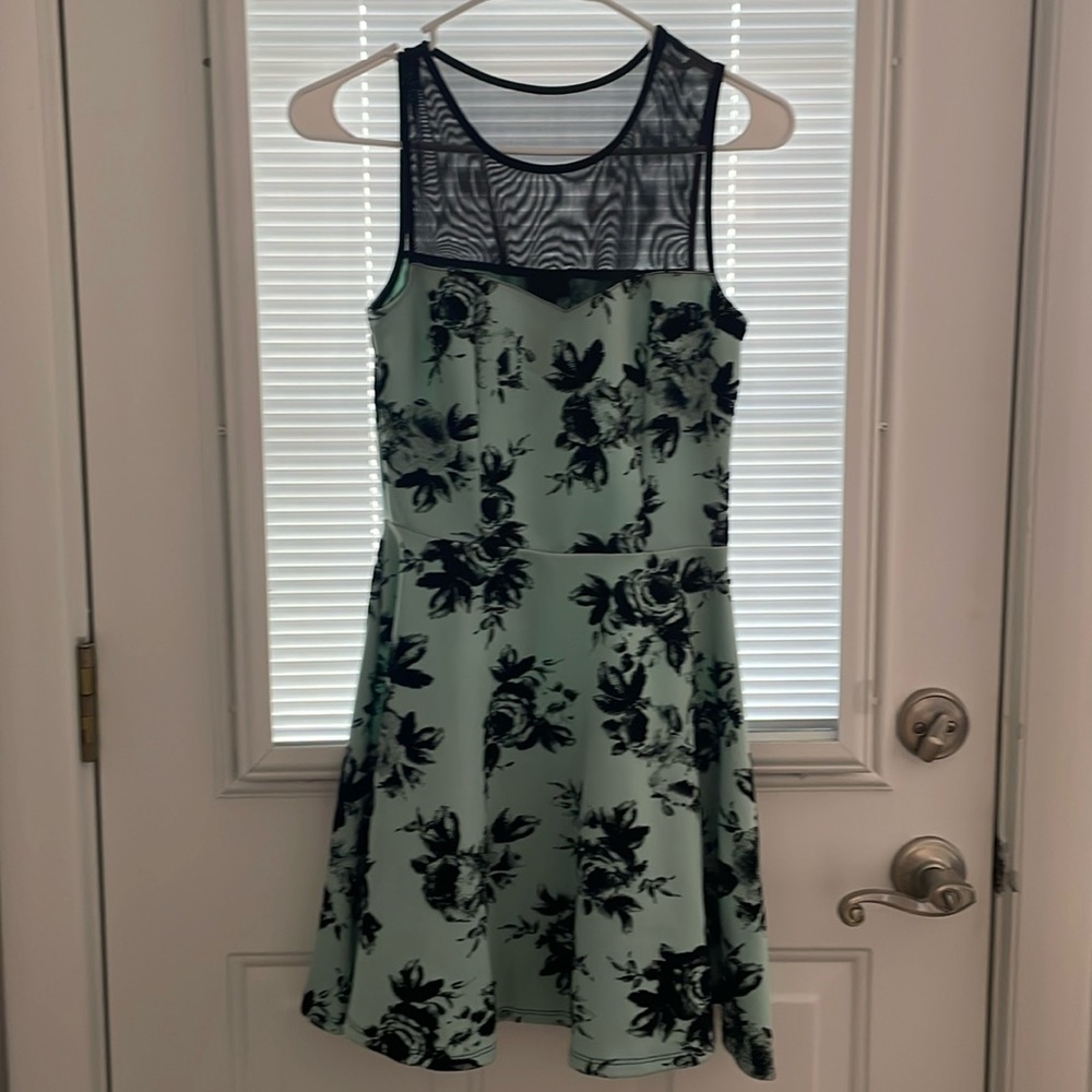 Mini dress , mint green and black!